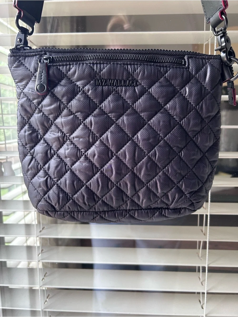MZWallace Blk Quilted Small Metro Crossbody w/Interior/Exterior Pockets &Strap.